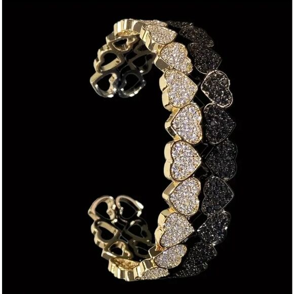 Gold Diamond Heart Bangle Bracelet - Picture 2 of 3